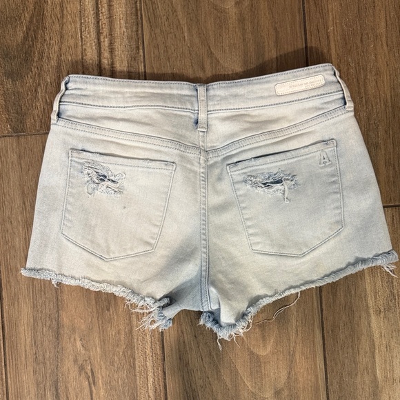 Articles Of Society Light Blue Jean Shorts - Picture 4 of 4